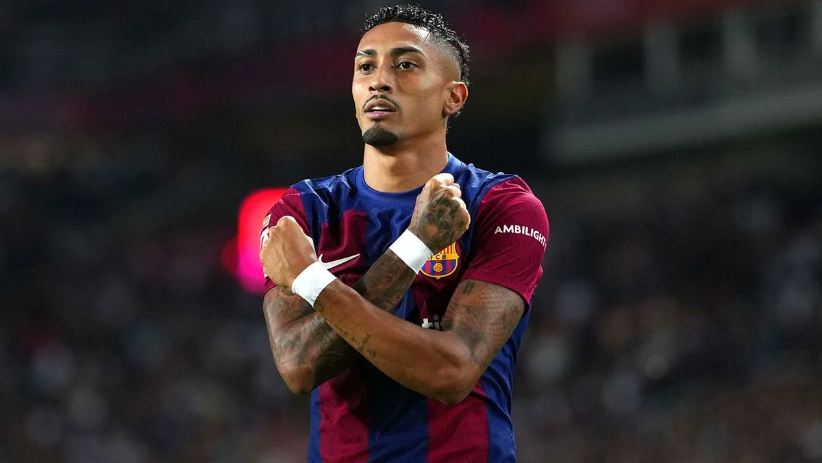 Barcelona have set 26-year-old Brazil forward Raphinha's transfer fee at 70m euros (£60.8m).
#HappeningNow #Trent #Shaggy #Clout #WhatsApp #Kenyans #Chebukati