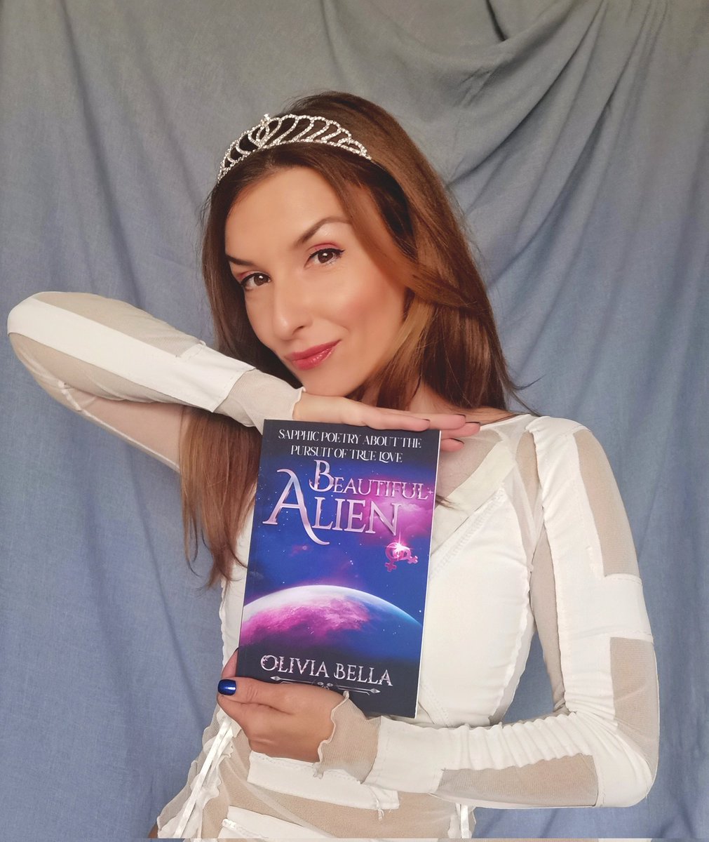 Calling all queer women: have you read my latest book? 📖😍

Beautiful Alien is a sapphic poetry collection about the pursuit of true love, and will surely steal your heart 💕

Available on Amazon worldwide, as well as Barnes&amp;Noble and Waterstones.
amazon.com/dp/B0CH241KGQ

#queer