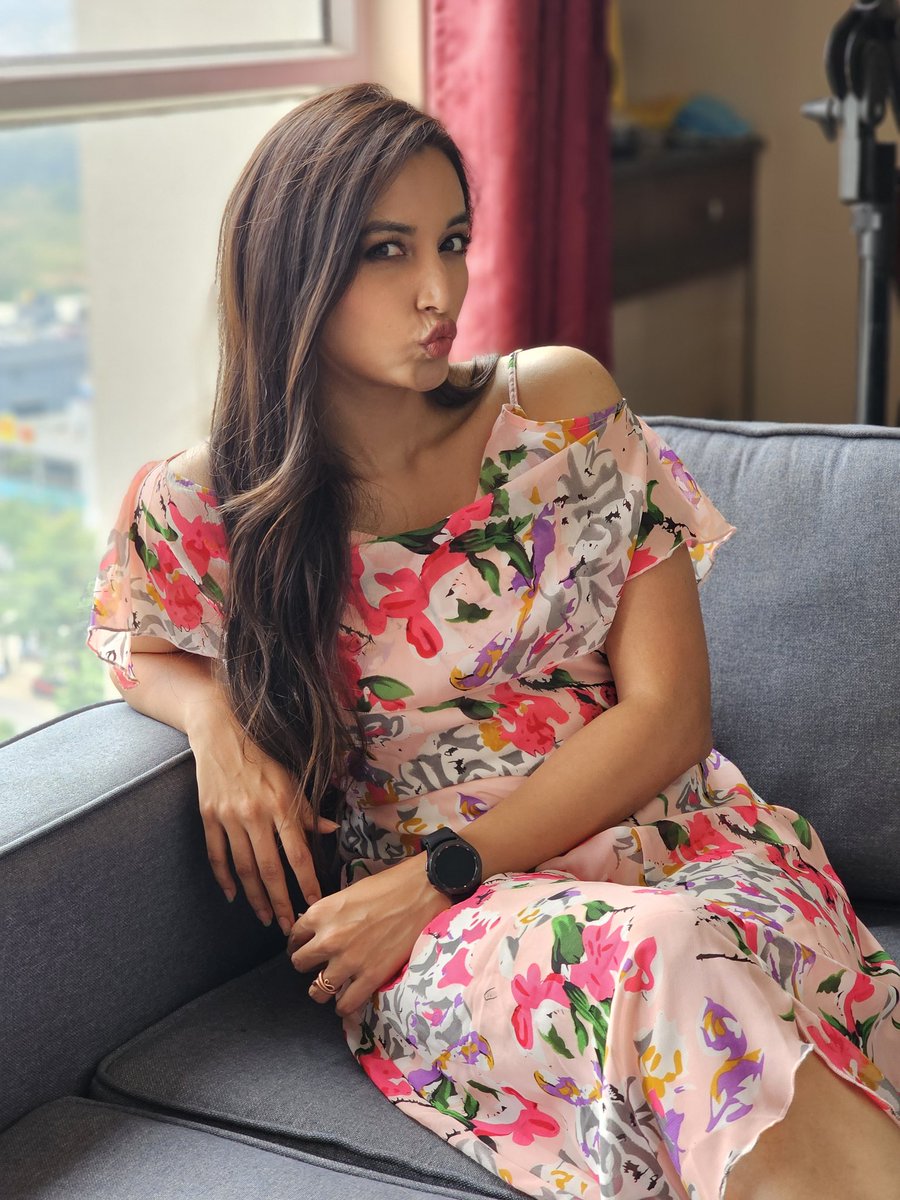 SrinidhiShetty7 tweet picture