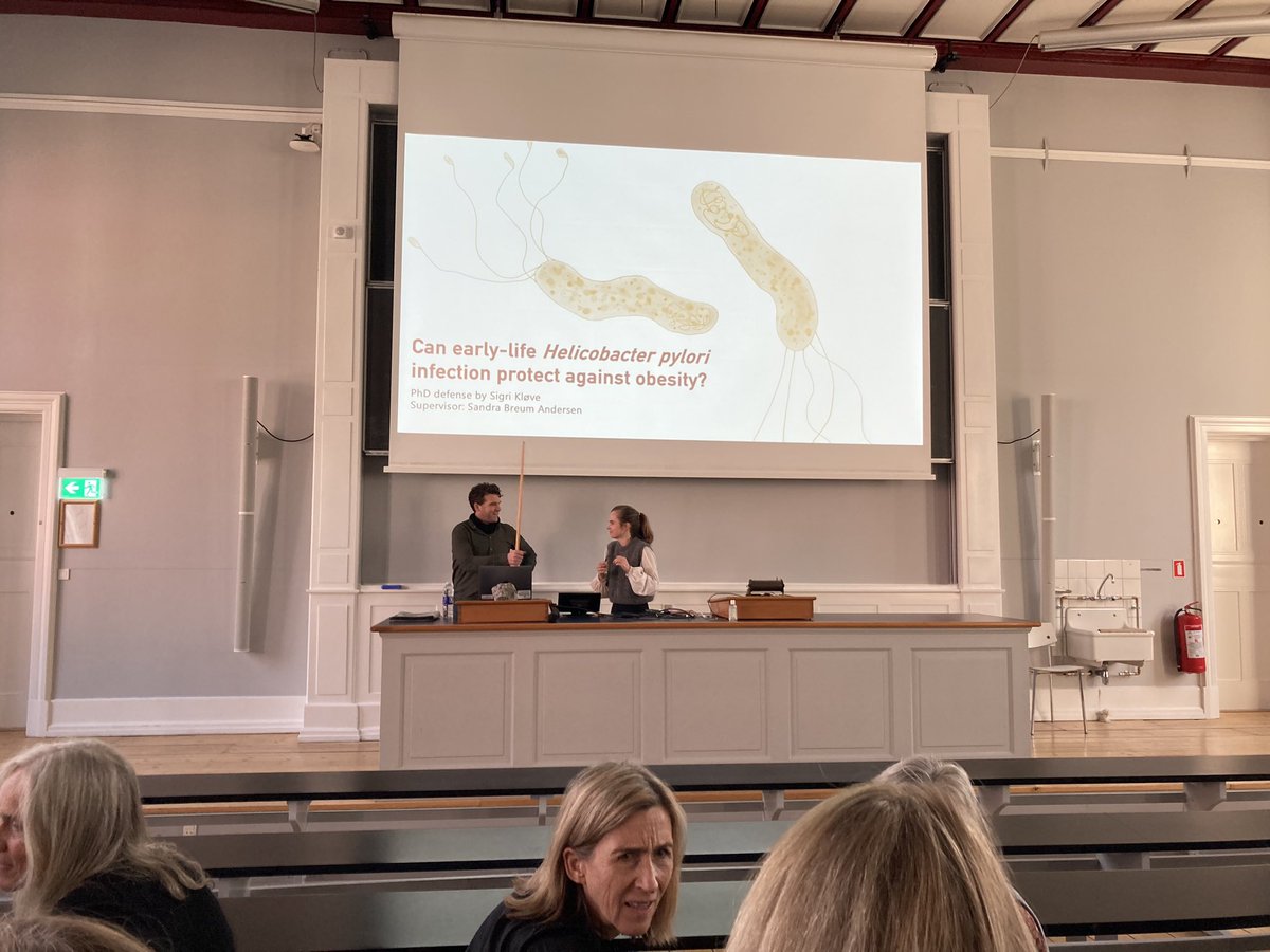 A killer phd defense from Sigri Kløve, with <a href="/MortenLimborg/">Morten T Limborg</a> as head of the assessment committee with <a href="/TineRaskLicht/">Tine Rask Licht</a> and Karen Robinson. The first student to graduate from my group ❤️ <a href="/evohologen/">Center for Evolutionary Hologenomics</a>. The bar is set high!
