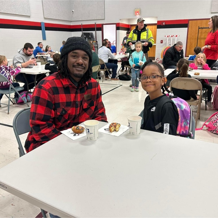 clinton_schools's tweet photo. Whittier's Donuts with Dad last week!
We're loving this for our #CCSDStudents! https://t.co/OMnzoHZ9kc