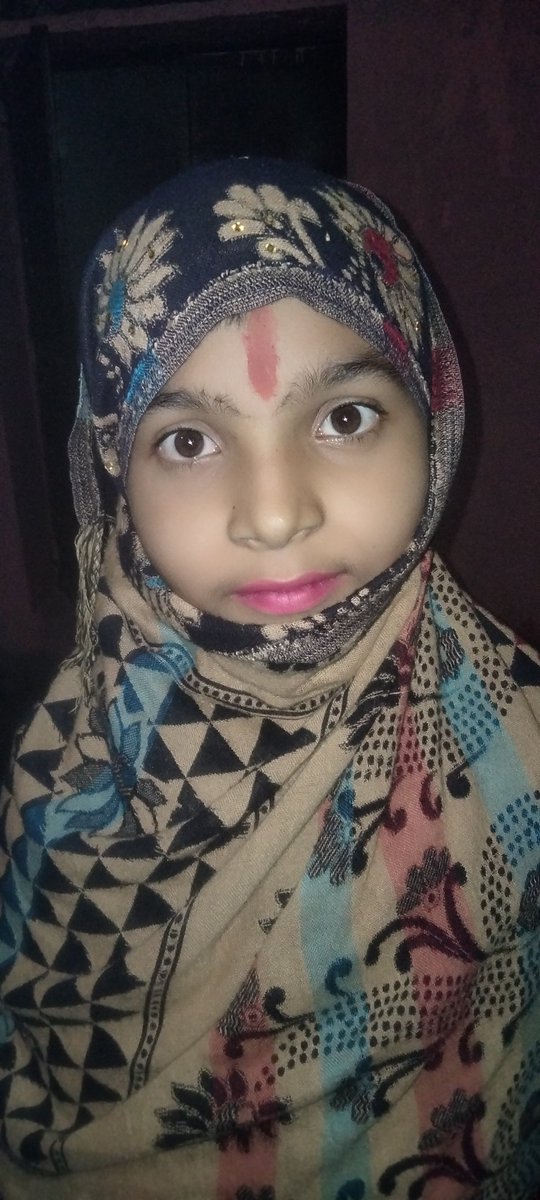 sagar_mansingh's tweet image. Ladki ki pahchan kare kon h