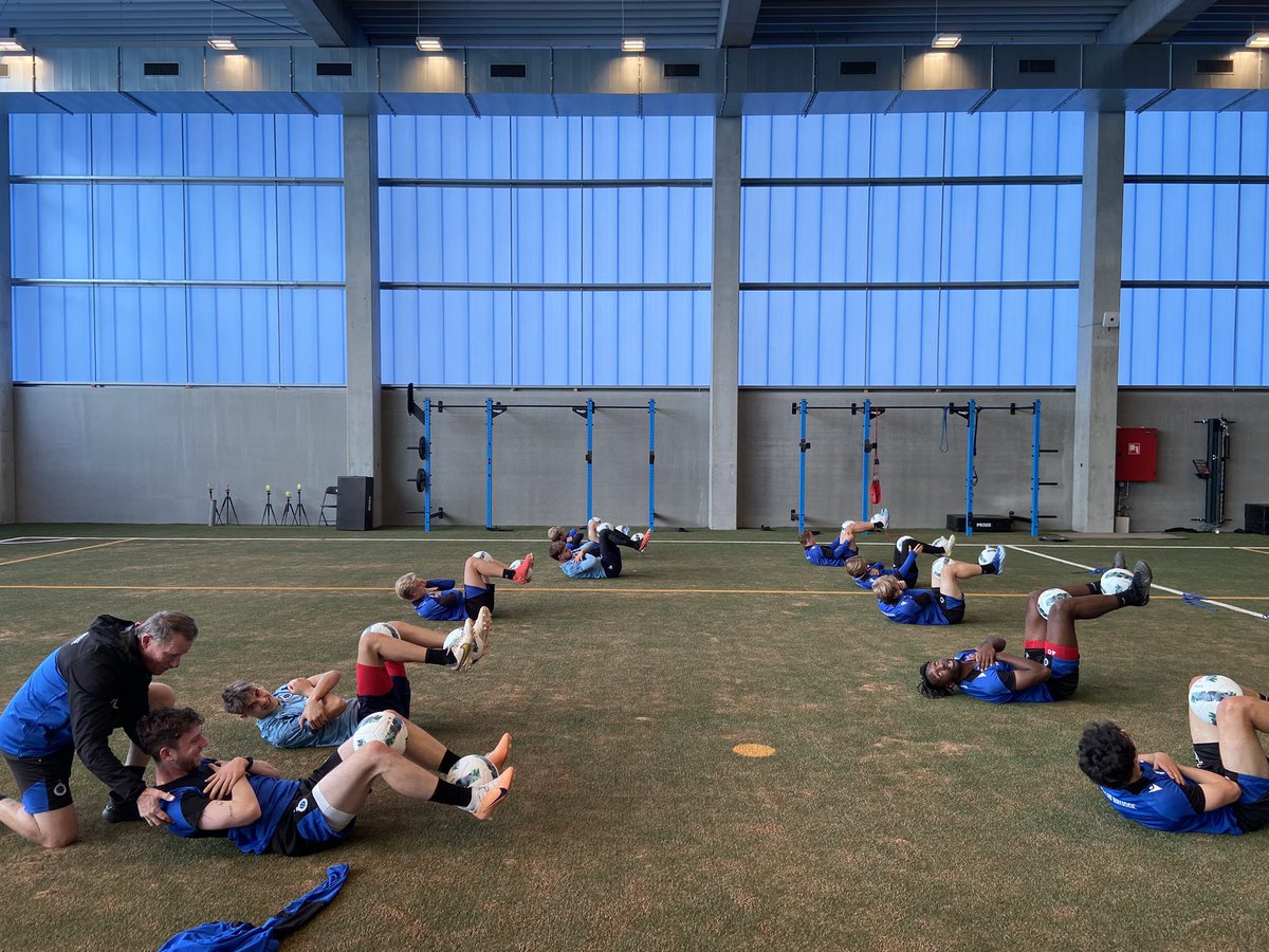 ‘T is met een stagiair vandaag op training bij <a href="/ClubNXT/">Club NXT</a>.