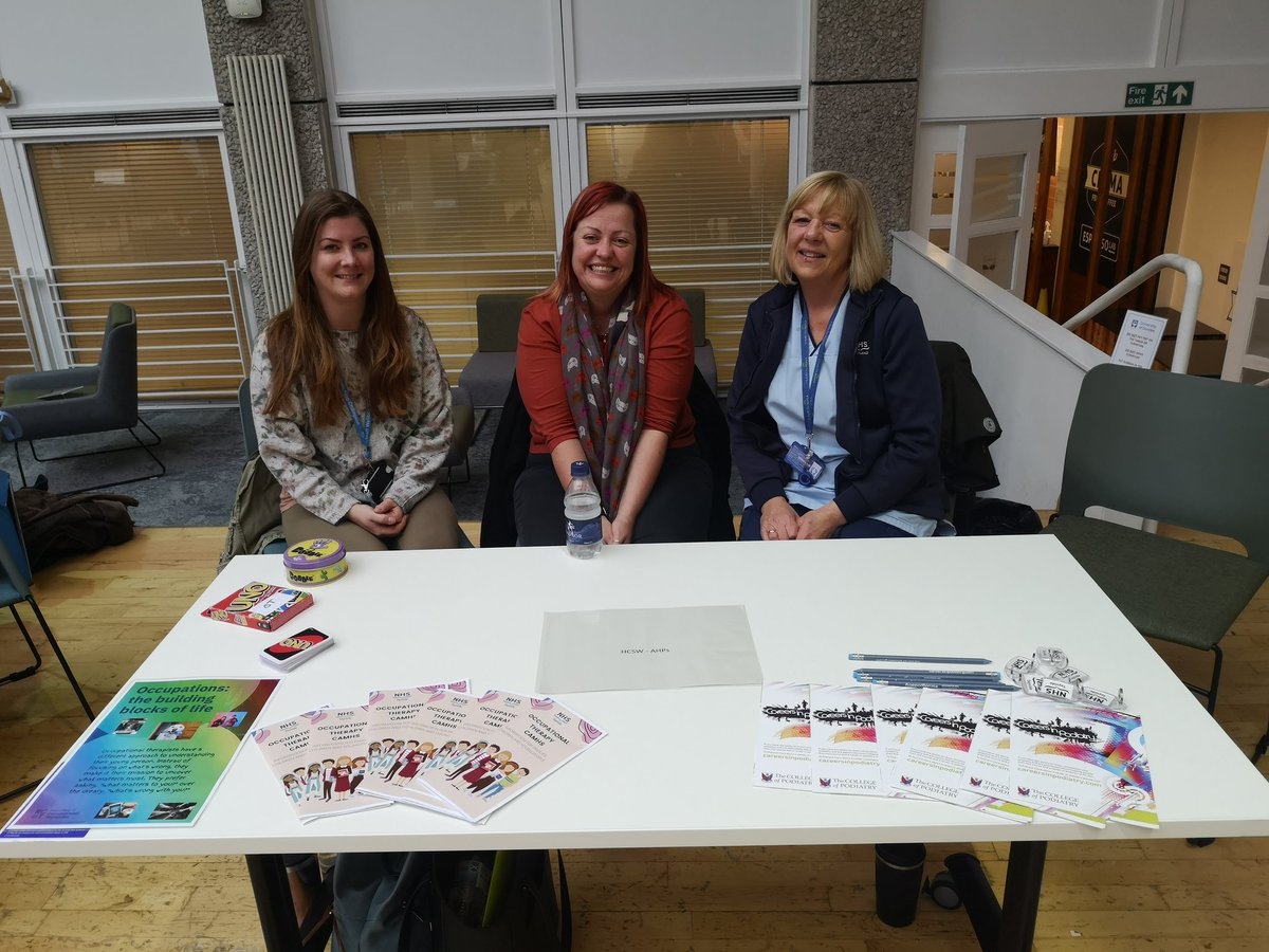 Great to see our AHP Healthcare Support Workers here at the NHS Tayside Careers Fair promoting the fabulous work they do @ahpnhst @FeeReid_1ahped @clairec_ahpcyp @nic_ahp