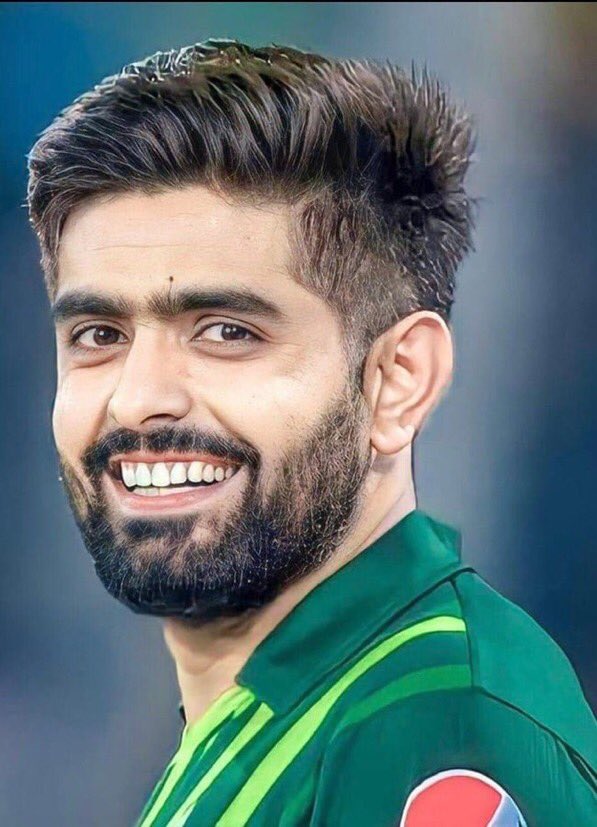 awanmt's tweet photo. #BabarAzam
Stay strong king 
Work hard and come back stronger
❤️❤️❤️❤️ https://t.co/MPM8bbw3p8