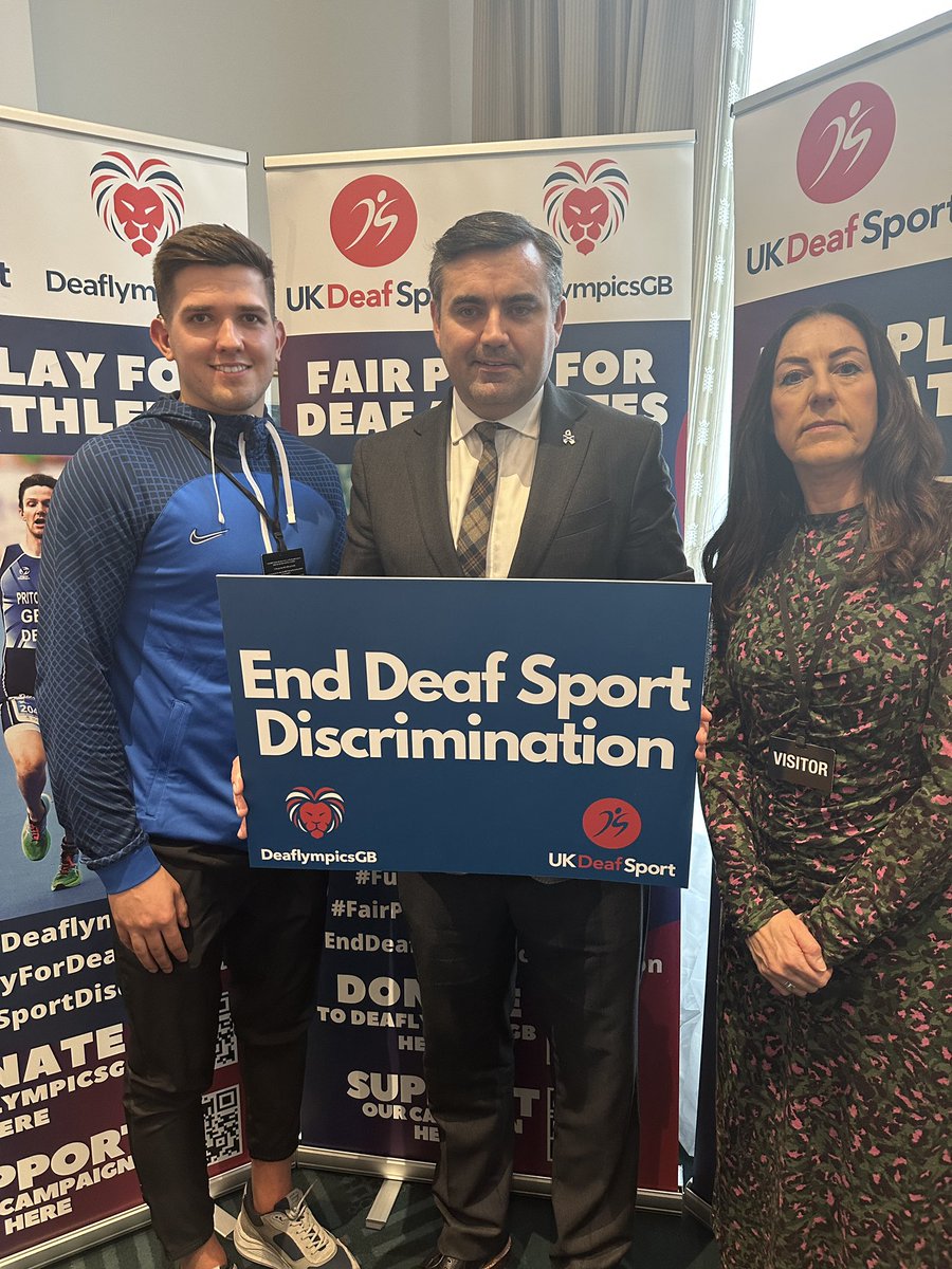 Thank you for joining us @GavNewlandsSNP at our launch to call in the #UKGovernment for #FairPlayForDeafAthletes

 @NYDeafSwimmer 
@DeaflympicsGB