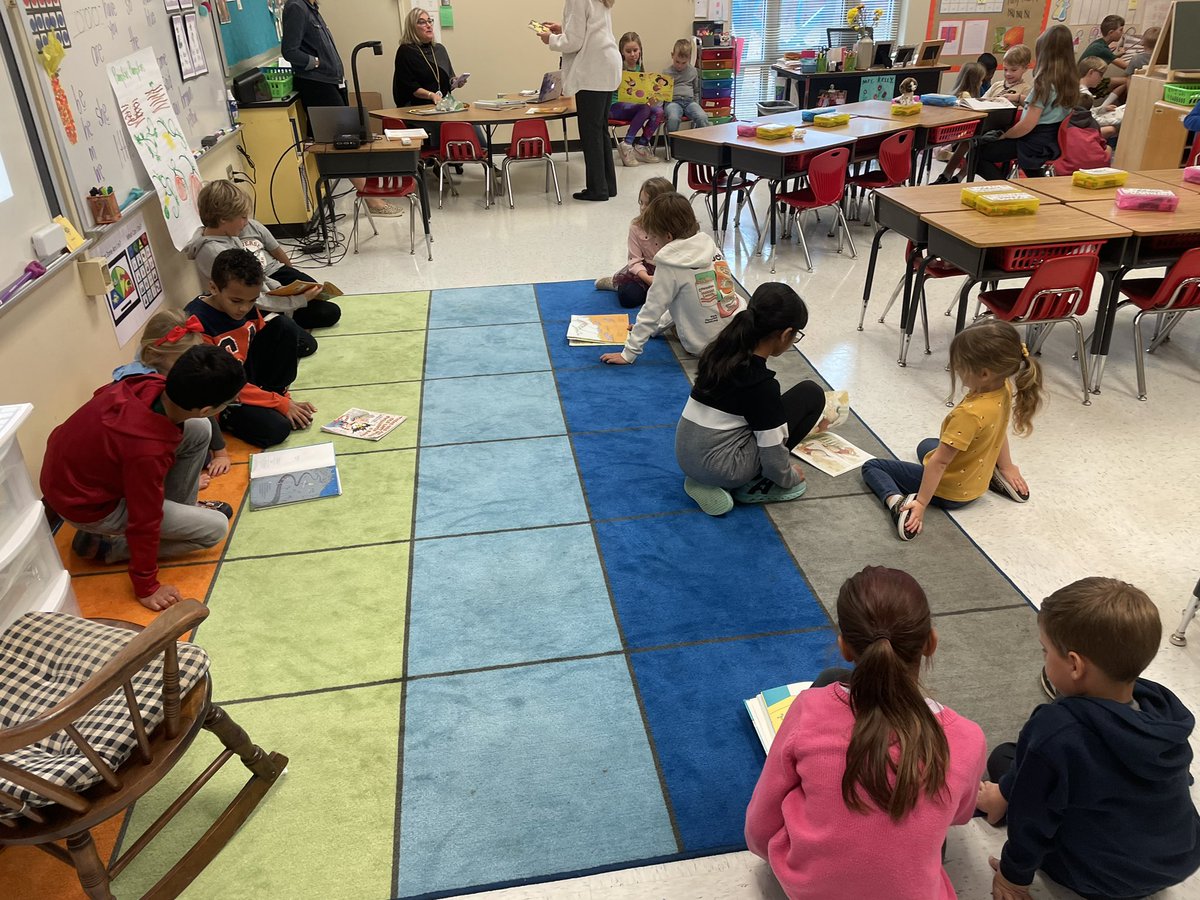 Jessica Frey (@missfrenchfrey1) on Twitter photo Today we decided to give back by reading to Ms. Kelly’s kindergarten class! It’s not often we get to show off our reading skills and do something for others! :-) <a href="/andylallison/">Andy L. Allison</a> <a href="/laurabutler618/">Laura Butler</a> <a href="/SweetAppleES/">Sweet Apple Elem</a> Today we decided to give back by reading to Ms. Kelly’s kindergarten class! It’s not often we get to show off our reading skills and do something for others! :-) <a href="/andylallison/">Andy L. Allison</a> <a href="/laurabutler618/">Laura Butler</a> <a href="/SweetAppleES/">Sweet Apple Elem</a>