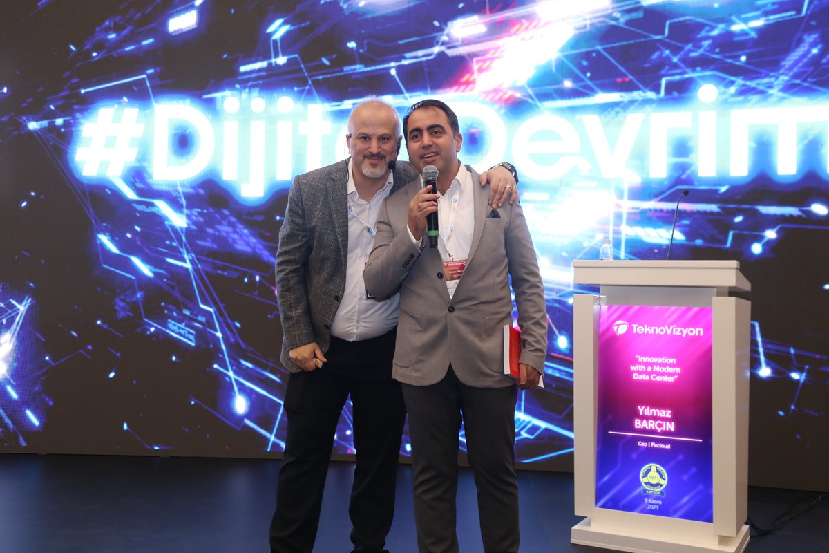 TBDKayseri's tweet photo. TeknoVizyon sahnesinin kıymetli misafirleri -3
Yılmaz Barçın, Fix Cloud Ceo https://t.co/Ran70WArC6