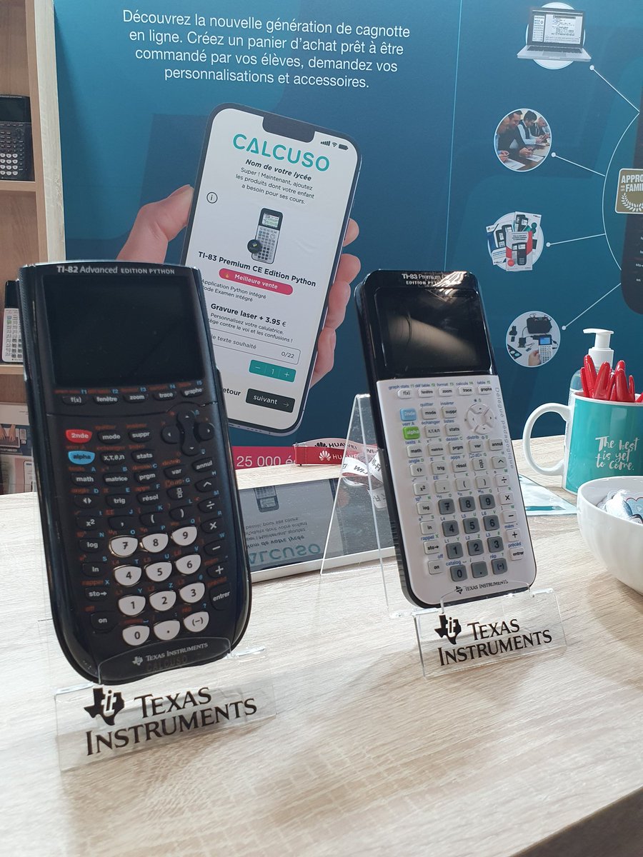 #Educatech2023 - Reportage en cours sur le stand de notre partenaire <a href="/TIEducationFR/">Texas Instruments Education FR</a> et démonstration de la plateforme MaClasseTI.fr ! Disponible prochainement sur ludomag 😉