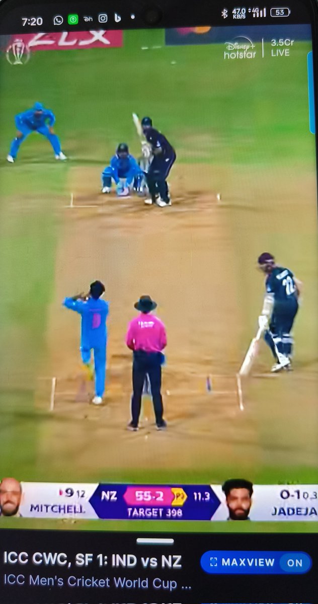 ritz_01_'s tweet image. Jaddu Bowling his first over.
@Hisense_IND 
@imjadeja 

#HisenseIndia #IndiaVsNewZealand #OneForTheHome
#SemiFinal1 #WorldCup2023
@ketley_2aug 
@sreeeni7799 
@NikhilDasA5