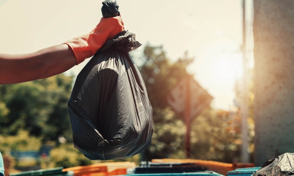 Procuria_DS's tweet image. Workplace recycling is changing from 2024! ♻️

Make sure you read our latest website article to check if any of the new regulations will effect your business.

You can find it here. 👉 zurl.co/mVOn

#dropshipment #retailservices #waste