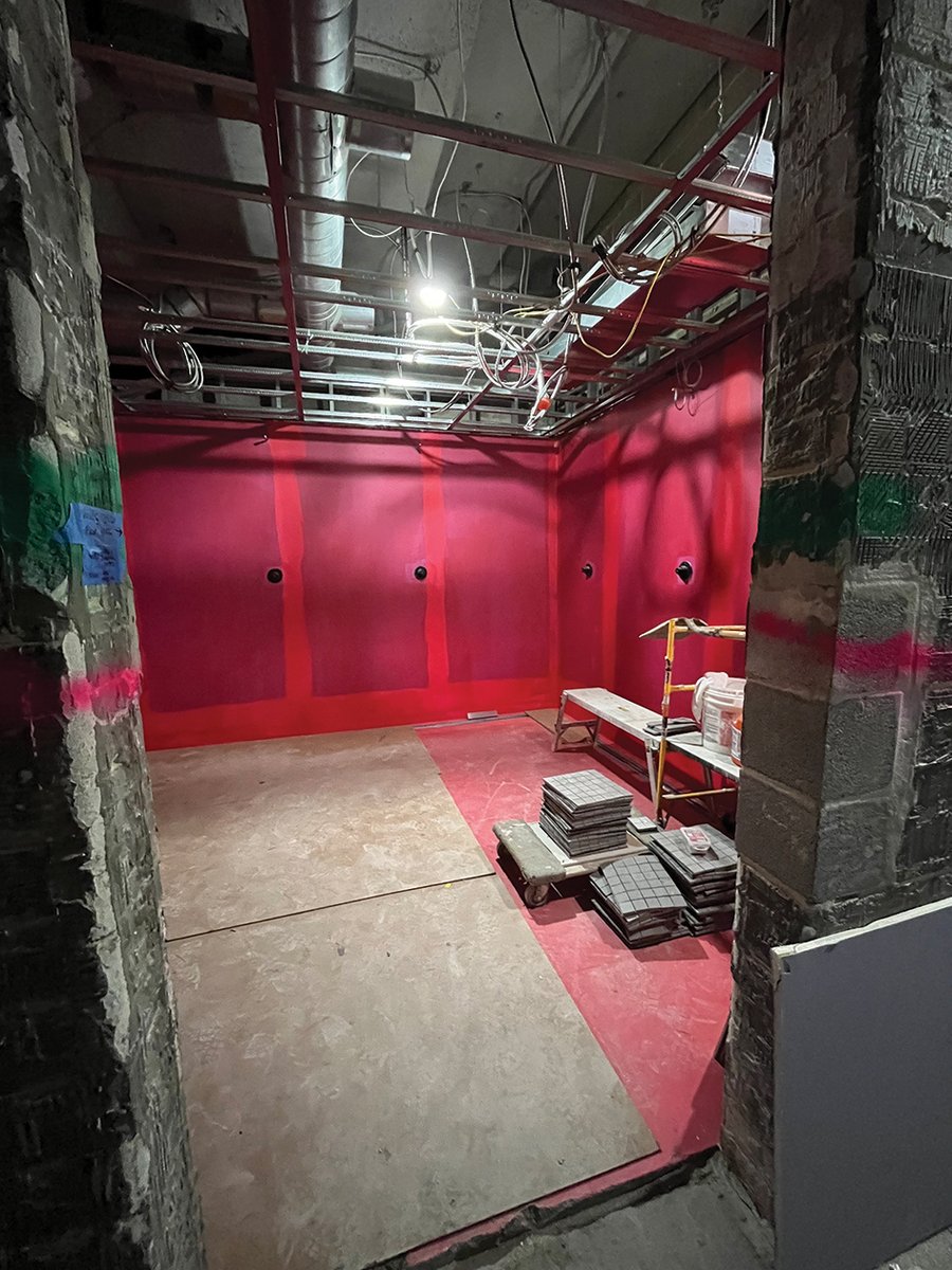 StructureTone's tweet image. The new &amp;amp; improved Wells Fargo Center is among the top 10 venues in the U.S. and has been home to the Structure Tone Philadelphia team for the last few years during the stadium’s latest overhaul. Learn about the incredible improvements in #STOBGinsights: ow.ly/ax8t50Q6ctB