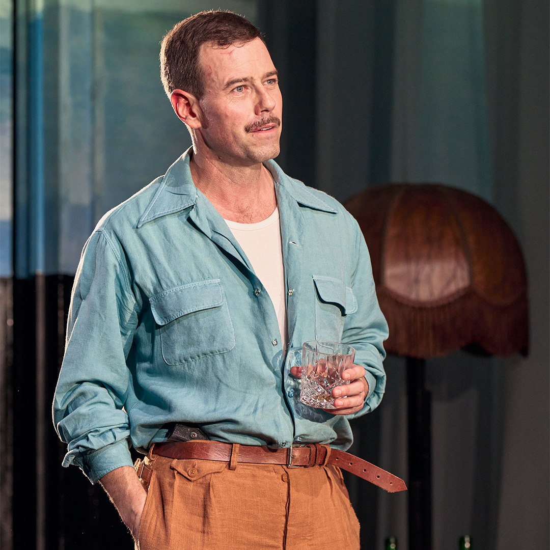 Agatha Christie tweet media