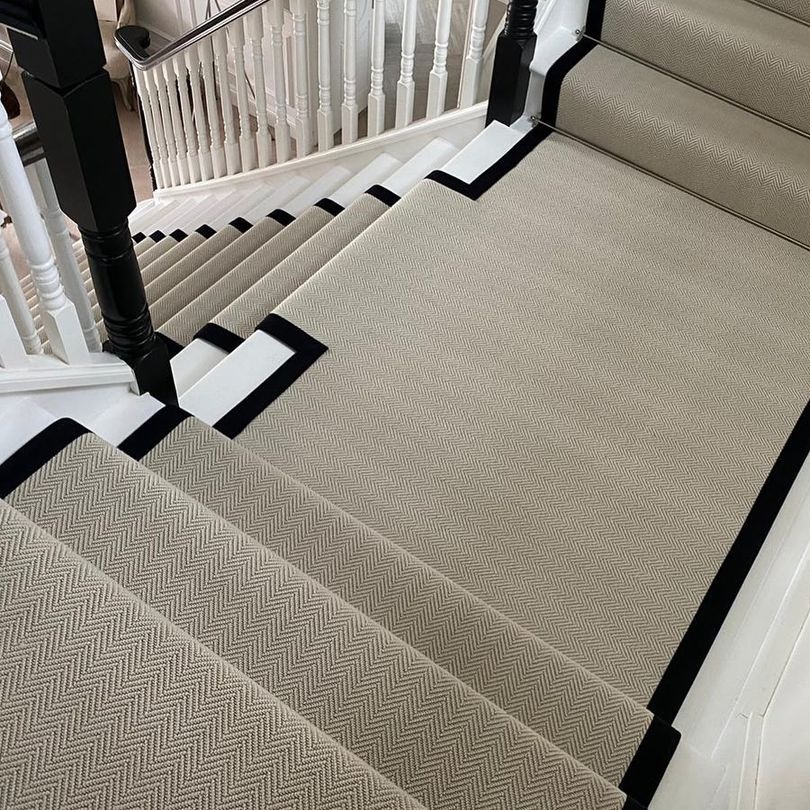 Under the spotlight 💫 The Bowen Home's beautiful home was in ITV's new show Abbey Clancy: Celebrity Homes. We are delighted to have our wool stair runner Alpine in ‘Sandy Steps’ transform the iconic staircase. crucial-trading.com/rug-builder/# #stairrunnercarpet #luxuryliving