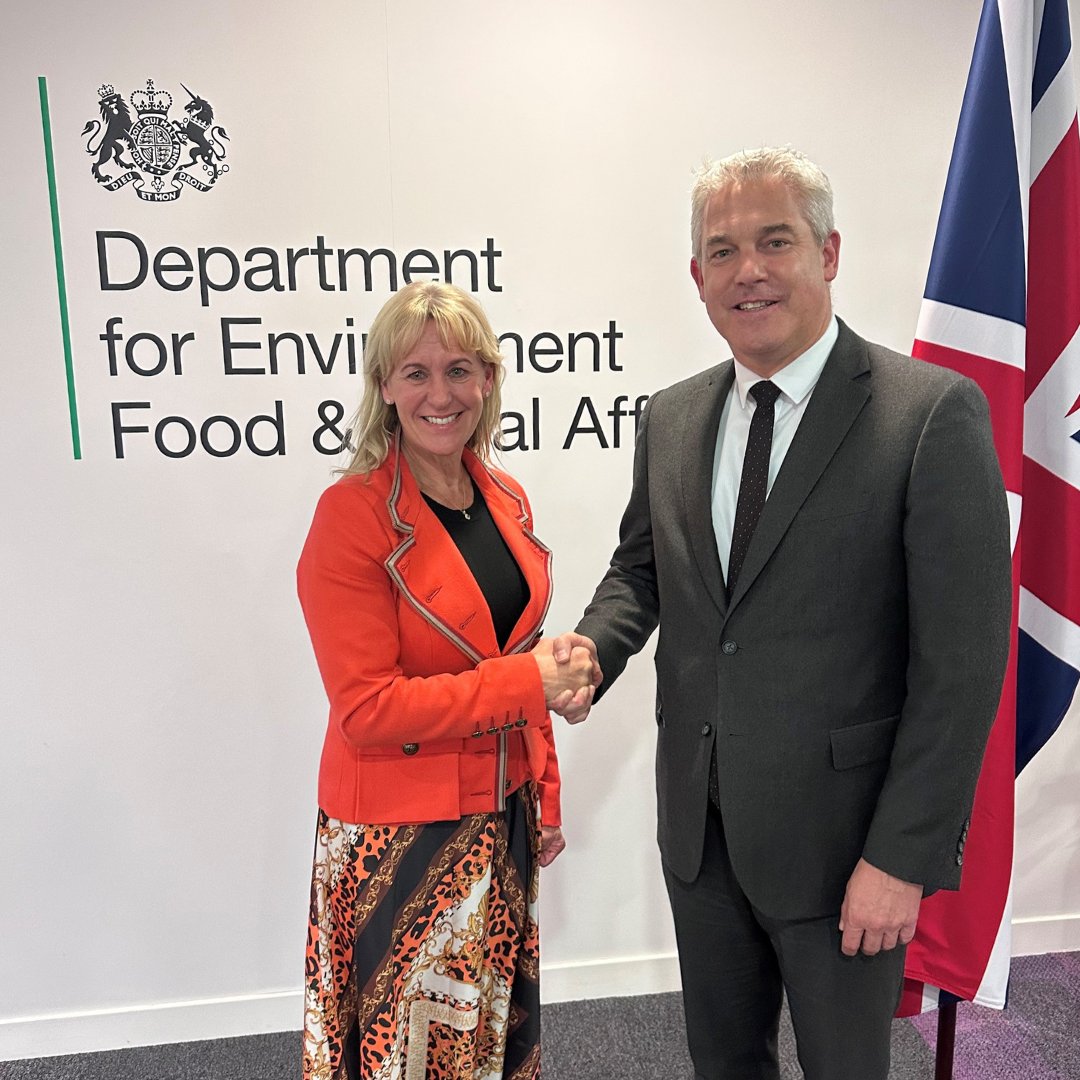 NFUtweets's tweet image. On his first day as Defra Secretary, The Rt Hon Steve Barclay MP met NFU President @Minette_Batters.  They discussed key issues, including food security, SFI, fairness in the supply chain and flooding.
