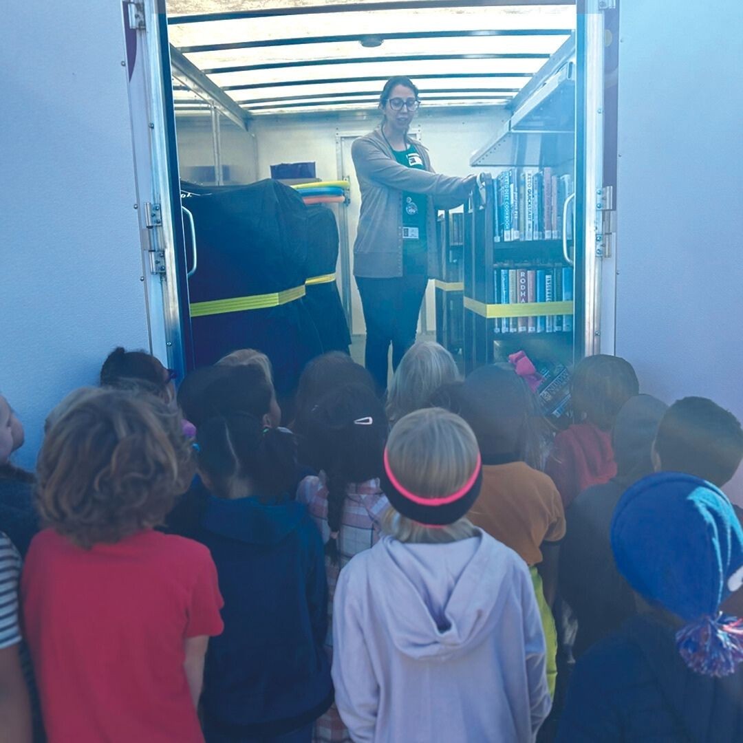 Sycamore Creek Elementary first graders on a behind the scenes tour of our bookmobile! They learned about all the ways the bookmobile makes our collection accessible to all.  #PPLibrary #Bookmobiles