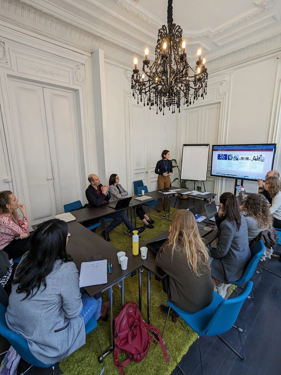 We had many enthousiastic and collaborative meetings on specific subjects at the Board of Rectors meeting in Lille, and even a workshop on the website structure with our communications team 👩‍💻🎓

#BoR2023 #Lille <a href="/univ_lille/">Université de Lille</a>