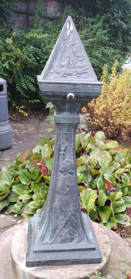 A-Z of fountains: J is for JM Barrie, native of Kirriemuir, Scotland & creator of Peter Pan. Capped off & dry, this drinking fountain was dedicated to the author in 1937 & is sited in a park close to his home. Worth a visit. #peterpan #jmbarrie #kirriemuir #drinkingfountains