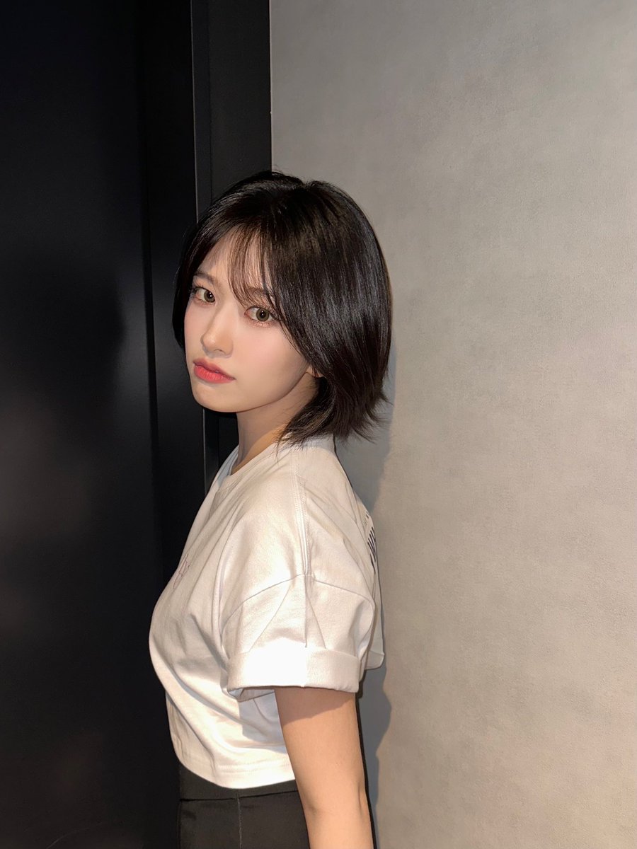 IVEstarship_JP's tweet photo. 今日もとても幸せだった一日🥰 DIVEありがと

#IVE #アイヴ #아이브
#ANYUJIN #ユジン #안유진 https://t.co/F0TlIxnuxl