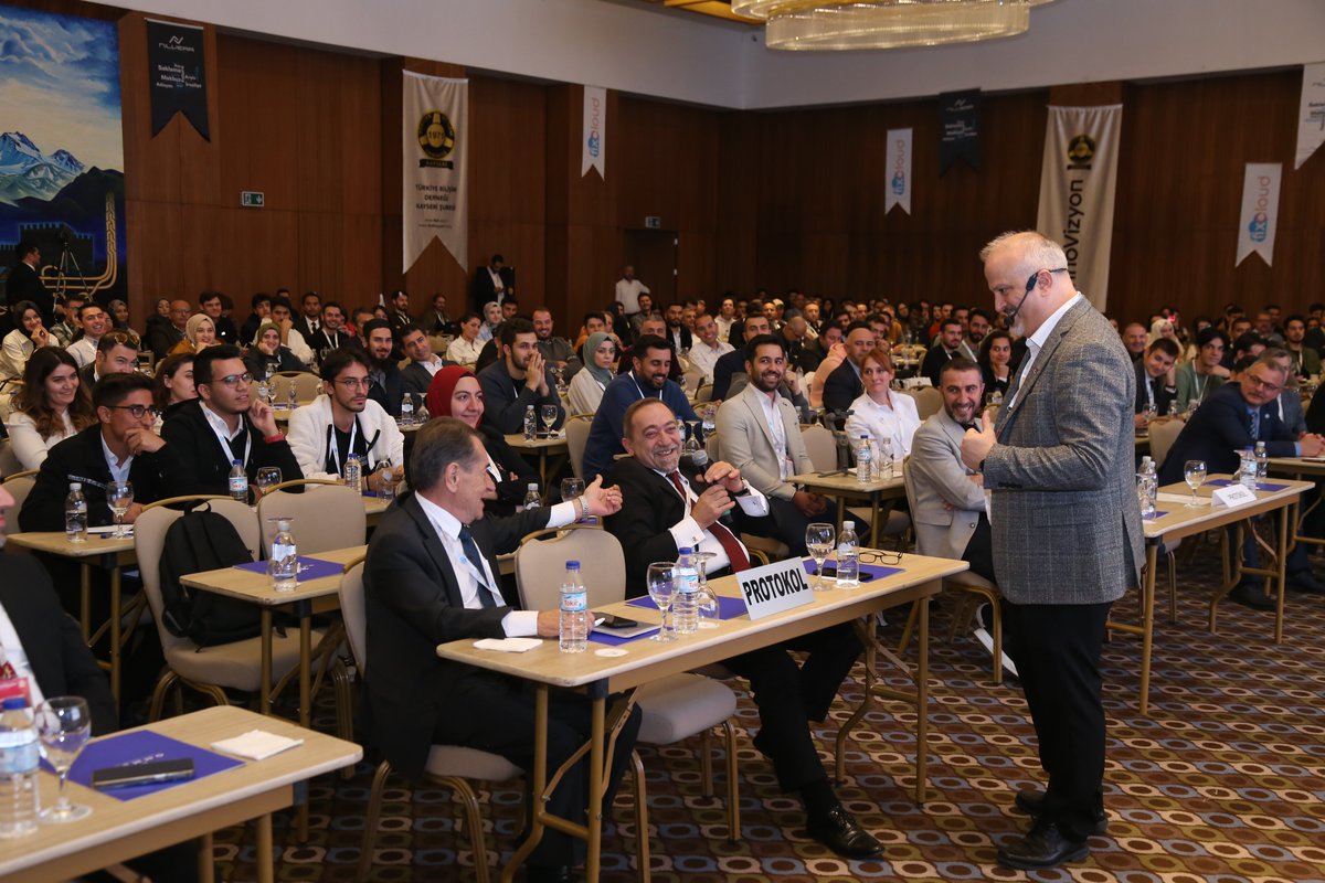 TBDKayseri's tweet photo. TeknoVizyon sahnesinin kıymetli misafirleri -6
Rahmi Aktepe https://t.co/MizMb01HIw