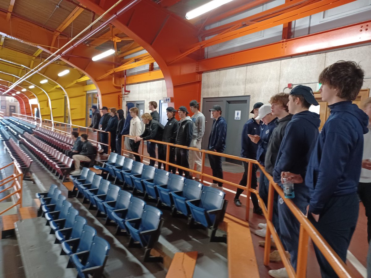 EC_Blizzard's tweet photo. Taking in @SJSeaDogs practice this morning in the Port City before heading up to Moncton for the tournament.
Best of luck on your Quebec road trip, boys. #GoSeaDogsGo https://t.co/kIx46Rmmn2
