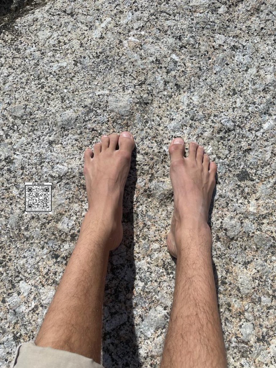 Sweaty hiking dogs 😈🦶🏻💦

PrivateClub join &amp; text me:😉
onlyfans.com/kingkianustoes

#barefootmen #cumsocks #barefoottraveling #dom #gay #feetfethish #feetguys #cumfeet #feetdom #cumplay #joi #gymfeet #soles #hornygay #gymsocks #sweaty #feetdom #dominantman