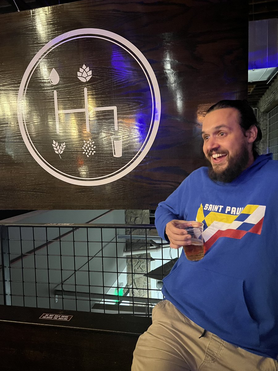 It’s Wednesday - a great day for happy hour, and a great day to come by and see us! We have a little over a month left and want to see as many of you as possible ❤️

#clutchbrewing #mnbrewery #kegandcase