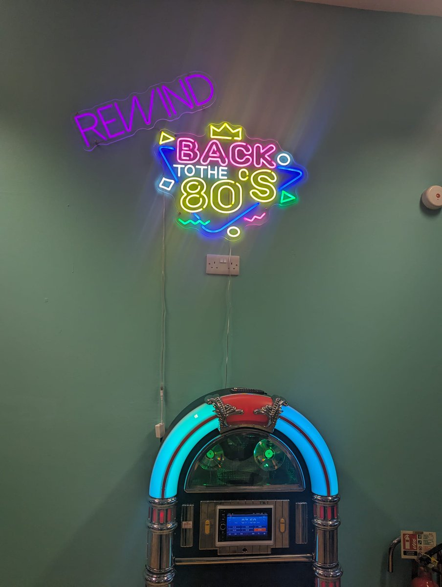 Had a brilliant Saturday with <a href="/BluevaleCC/">Bluevale Community Club</a> for the reopening of the  Reidvale Centre. <a href="/JaniceMerrick1/">Janice Merrick</a> and I enjoyed spreading the word that you can sing to breathe at our Dennistoun <a href="/cheynegang_COPD/">Pauline Waugh</a> group. Particularly loved the new 80s themed Rewind Cafe. Lunch anyone?
