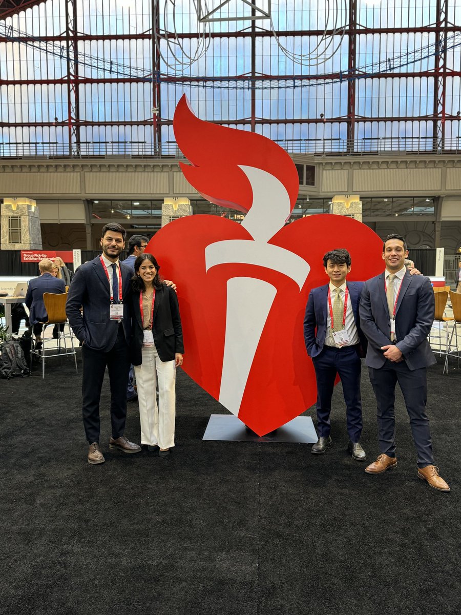 What a weekend at #AHA2023! It was an honor to showcase our work in #CardioOncology alongside my colleagues @james_choi_md and Chris Matthews. A special shout-out to @AshishCorrea @MSMCardsFellows @JjeJoseph @msmw_medchiefs for showing their support. Also, Philly is beautiful!