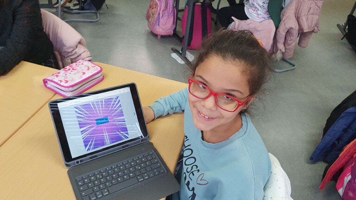 Im Rahmen der #Pacemaker -Initiative wurden Schüler:innen unserer Schule zu Digitalexpert:innen ausgebildet. Drei Expert:innen der Klasse 6d haben der Klasse 3c eine Einführung in die App Book Creator gegeben.👏 Eine Fortsetzung ist bereits geplant. 💯#digitaleschule #spandau