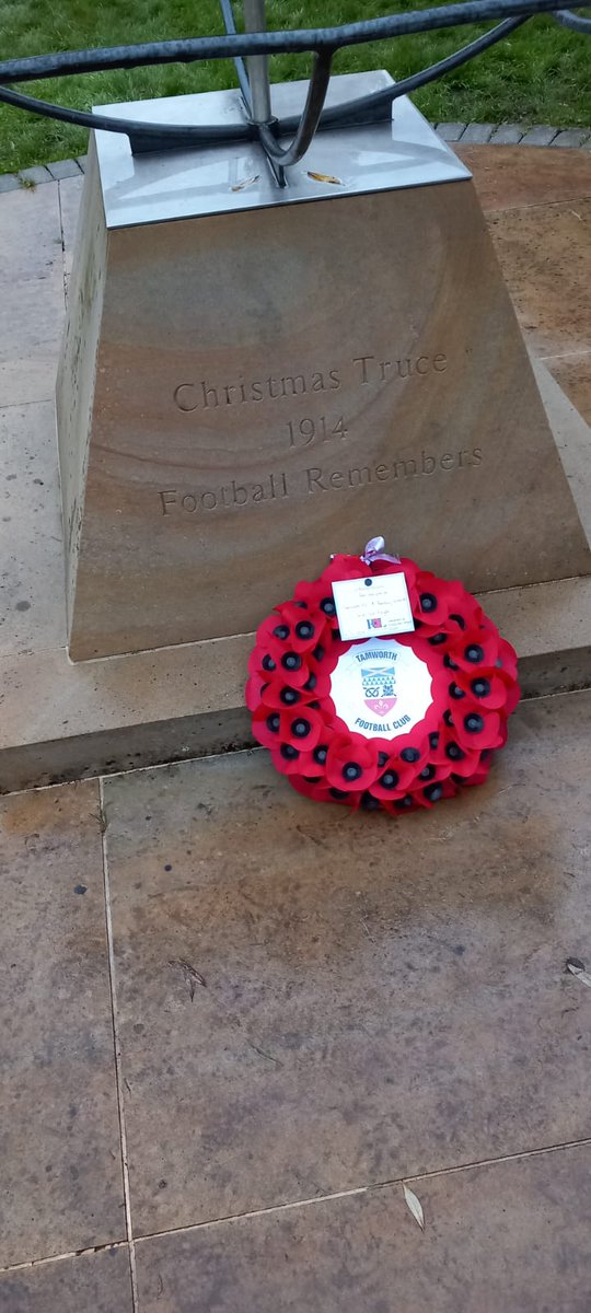 A wreath of poppeys laid on behalf of Tamworth FC at the <a href="/Nat_Mem_Arb/">National Memorial Arboretum</a> for Armistice Day. 
Thanks to Emma Whitehouse for the photos