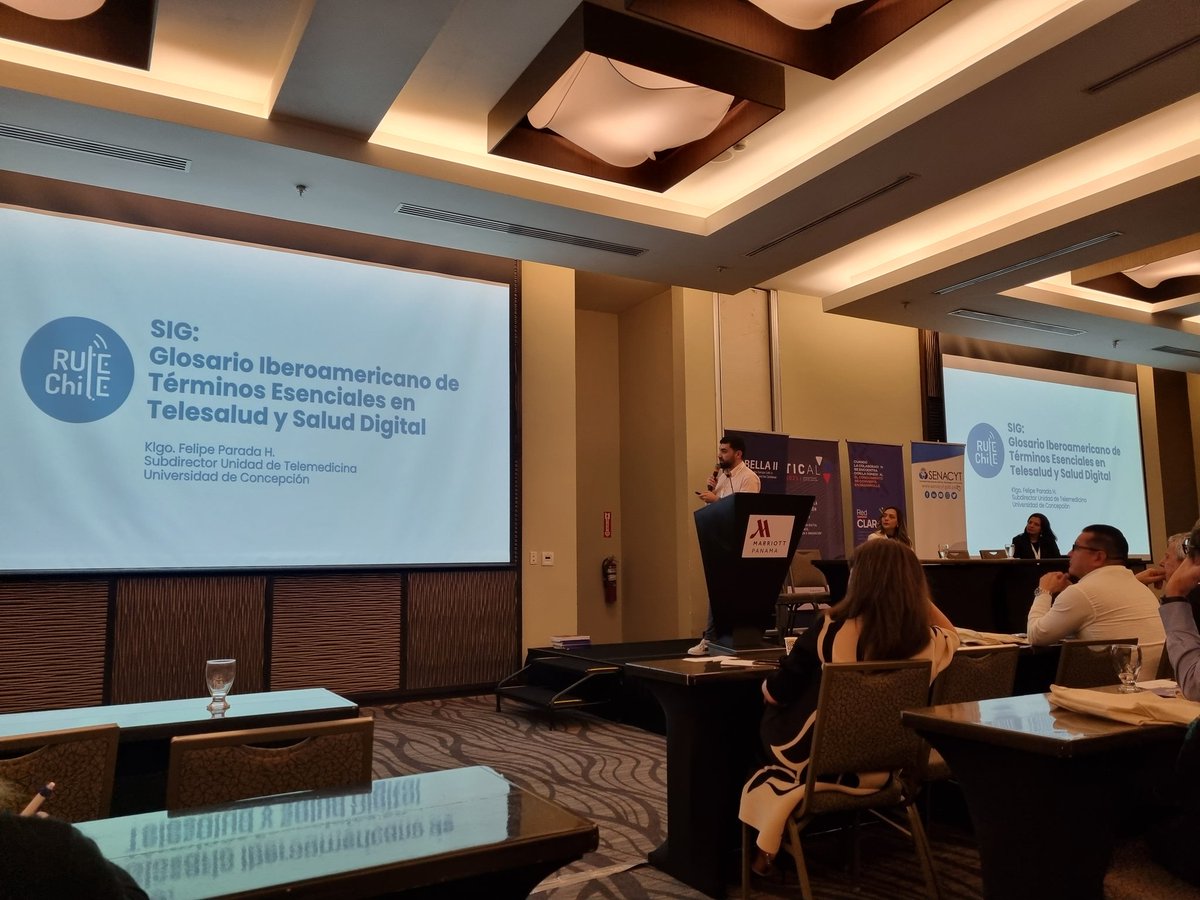 Red_REUNA's tweet photo. Ahora! Felipe Parada de RUTE-Chile y la Unidad de Telemedicina @udeconcepcion está presentando en la @Conf_TICAL en Panamá, la experiencia de los SIG "Modelo Marco de Competencias en Telesalud" y "Glosario Iberoamericano de Términos Esenciales" https://t.co/9DmP4C3VOF