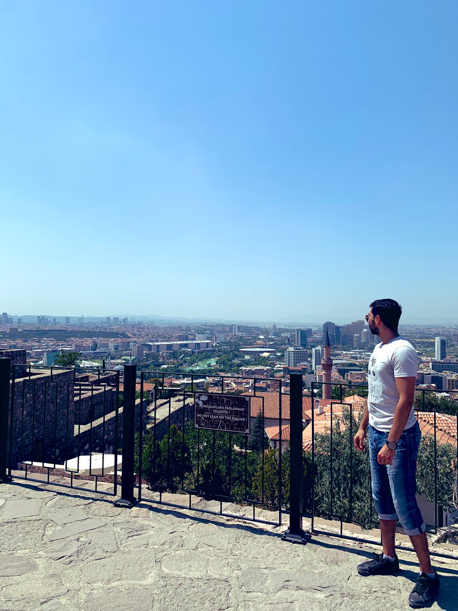 Bazen susmak ve dinlemek gerekir