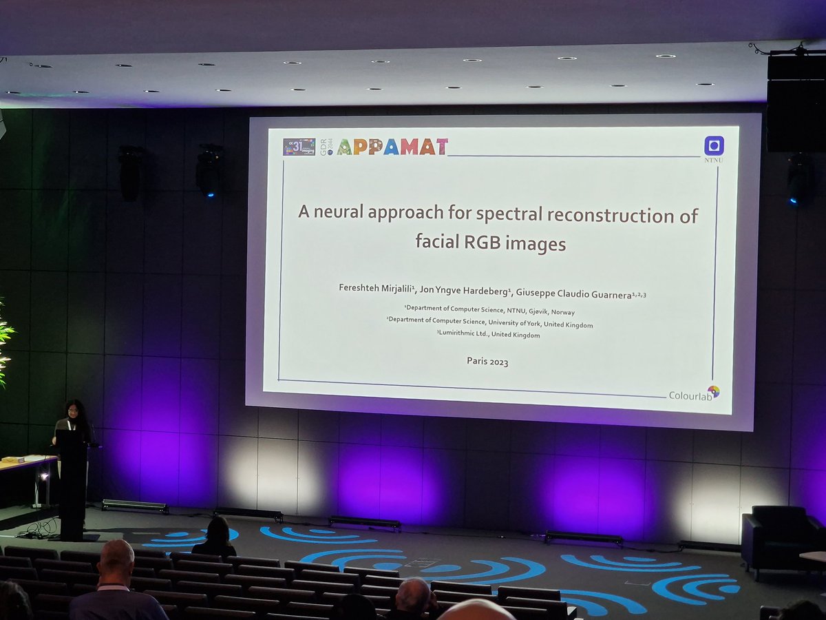 Fereshteh Mirjalili presenting work from the Spectraskin project on spectral reconstruction at the APPAMAT workshop.