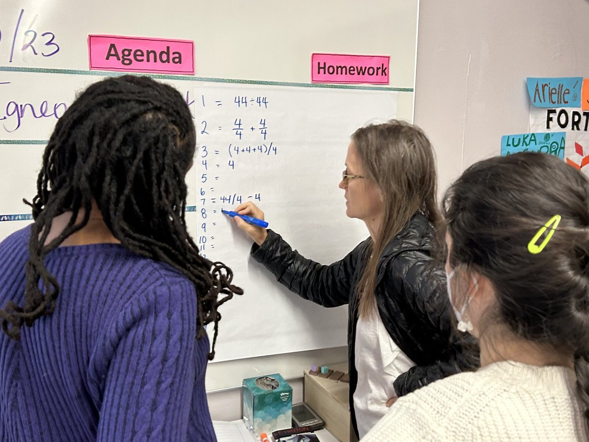SchoolComputer's tweet photo. CS teachers are learners too. Thanks @kamar_samuels and Liz Irwin for the summer math PD. https://t.co/D5y4mIjHEX