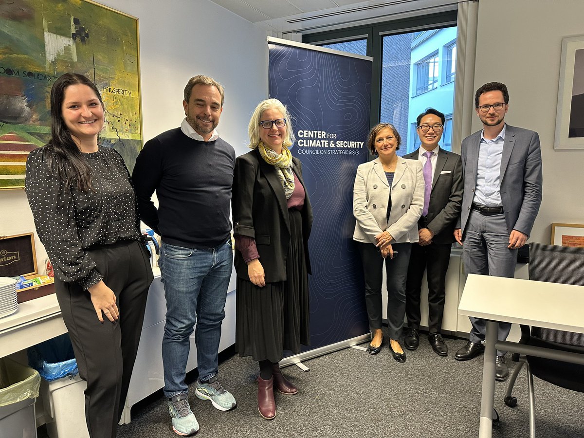 Ricardo Borges de Castro 🇺🇦 🟧 (@ricbdc) on Twitter photo Wonderful to welcome to <a href="/epc_eu/">European Policy Centre</a> colleagues from <a href="/CntrClimSec/">Center for Climate & Security</a> & #Nexus25 for a joint policy roundtable on ‘Climate Change, Geopolitics, and Food Security: Implications for Europe, the United States, and Multilateralism.’ <a href="/ErinSikorsky/">Erin Sikorsky</a> <a href="/sipka_stefan/">Stefan Sipka</a> <a href="/sienacicarelli/">Siena Cicarelli</a> and many more. Wonderful to welcome to <a href="/epc_eu/">European Policy Centre</a> colleagues from <a href="/CntrClimSec/">Center for Climate & Security</a> & #Nexus25 for a joint policy roundtable on ‘Climate Change, Geopolitics, and Food Security: Implications for Europe, the United States, and Multilateralism.’ <a href="/ErinSikorsky/">Erin Sikorsky</a> <a href="/sipka_stefan/">Stefan Sipka</a> <a href="/sienacicarelli/">Siena Cicarelli</a> and many more.