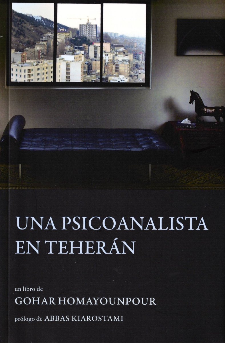 “¿Es posible practicar el psicoanálisis en la República Islámica de Irán?”

Esta es la pregunta que la psicoanalista iraní Gohar Homayounpour se hace a sí misma - y a nosotros - al iniciar este libro sobre desalojamiento, nostalgia, amor y dolor.