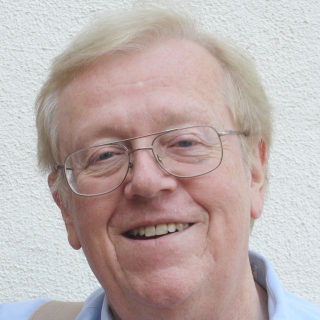 HBES (@humbehevosoc) on Twitter photo HBES mourns the death of one of its founders, John Tooby (1952-2023), on Fri Nov 10th. John was co-director of the UCSB Center for Evolutionary Psychology with Leda Cosmides, and was HBES President (1999-2001). He had an enormous impact on the field & will be sorely missed. HBES mourns the death of one of its founders, John Tooby (1952-2023), on Fri Nov 10th. John was co-director of the UCSB Center for Evolutionary Psychology with Leda Cosmides, and was HBES President (1999-2001). He had an enormous impact on the field & will be sorely missed.