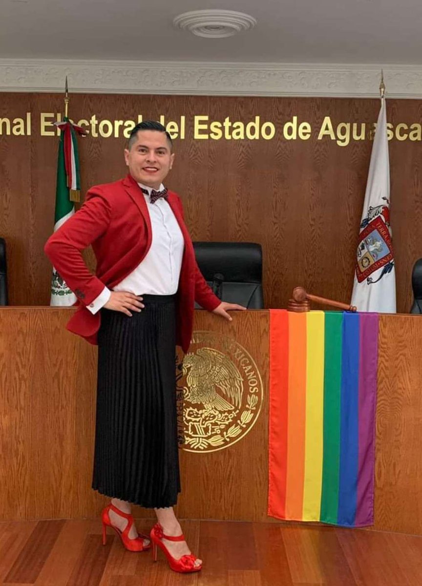 RuidoEnLaRed's tweet image. 🔴 #ÚLTIMAHORA Hallan sin vida al magistrade Jesús Ociel Baena Saucedo (@ocielbaena) en Aguascalientes.