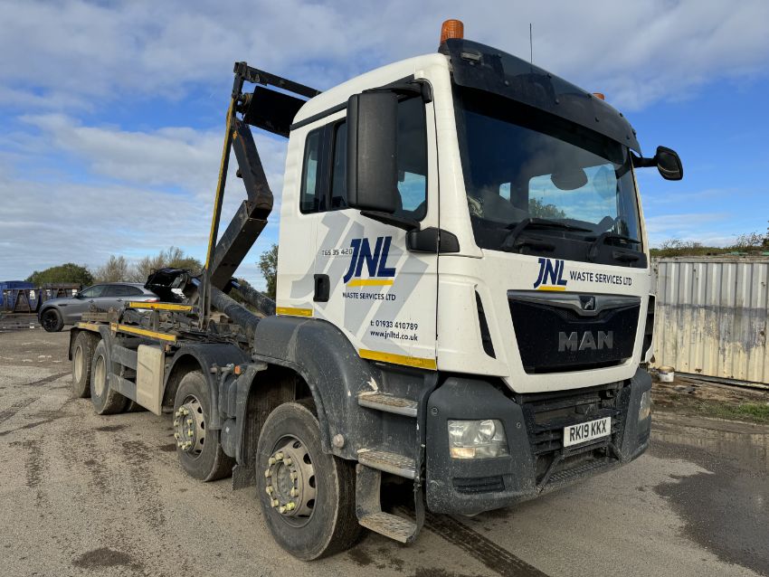 🟢<a href="/rajikuma/">Raj</a> #OnlineAuction
A Great Range of Quality Waste Management Assets from JNL Waste Limited ➡️ shorturl.at/dhptF

⏳ November 16th

ℹ The auction features a great range of #Mercedes &amp; #MAN #SkipTrucks, Cargo Floor #Trailers, #Drawbar Trailer