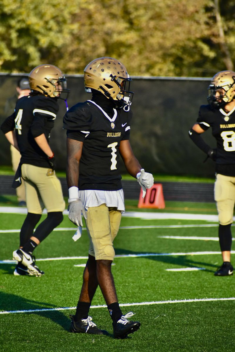 Senior Season Highlights~ hudl.com/v/2MDgj8

<a href="/HLR_FOOTBALL/">Richards Football</a> <a href="/CoachBigPete/">Peter "Coach Big Pete" Leinweber</a> @Rivals_Clint <a href="/PrepRedzoneIL/">Prep Redzone Illinois</a> <a href="/AllenTrieu/">Allen Trieu</a> 
<a href="/EDGYTIM/">Timothy “EDGYTIM” OHalloran</a> <a href="/CoachShen/">Anthony Sheehan</a>