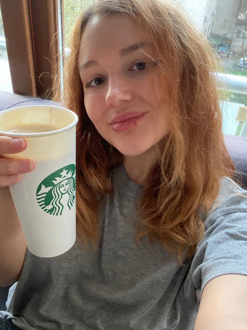 Good morning 🥰 how is ur mood? https://t.co/bLEMJcTw8W