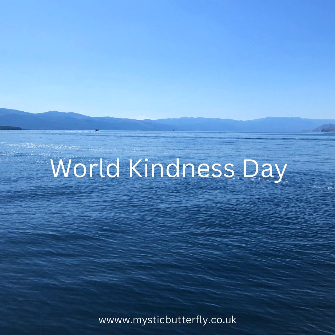JanaPrackova's tweet photo. ‘In a world where you can be anything, be kind.’ ⁣
- Unknown⁣
⁣
Happy World Kindness Day 💜🌟 

#mysticbutterfly https://t.co/QuW8xr7MSz