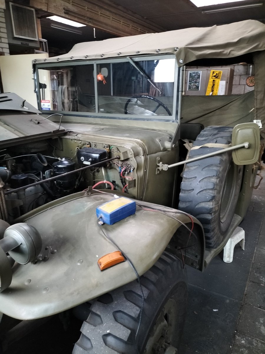 hwtec's tweet image. Auto klaar maken voor een laatste rit.......