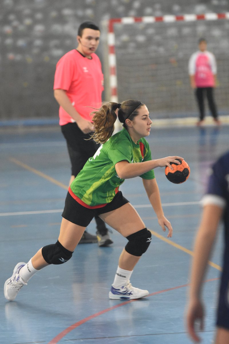 Laudio_BC's tweet photo. Nuestras chicas cadetes siguen mejorando partido a partido. Partido muy bonito el jugado frente al Ibaizabal https://t.co/YfWWgqWsqk