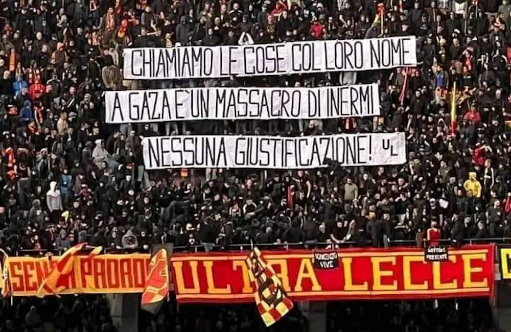 LucaBrindisino's tweet photo. @OfficialUSLecce 2-2 @acmilan
Eurogol di Piccoli nel recupero, il #Lecce rimonta il #Milan 3-2 e chiude il cerchio con la beffa di #Roma. In realtà, però, non è mai successo.
#PagelleDefinitive: https://t.co/cymTkPjwyU
#LecceMilan #Abisso #VAR #LecMil #Piccoli #Sansone #Pioli https://t.co/bseMxxBASX