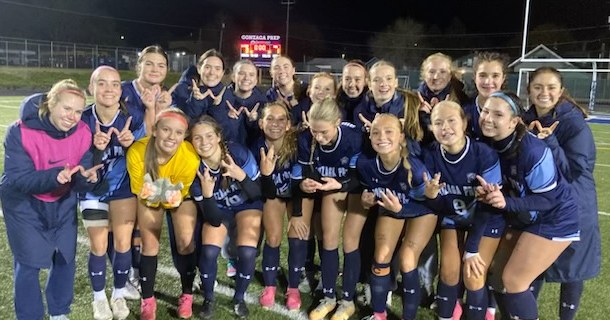 Took home the W! Work is not done, we made it to the Semi's! Hat trick from <a href="/Jennah_Wanner/">Jennah Wanner 2025</a>, pushed us to a 3-1 win over Puyallup. 
Next up Woodinville ....
📆 November 17
⏰  1:00 pm pst
📍Sparks Stadium
⚽️⚽️⚽️ #Redemption #Allin #Soccer