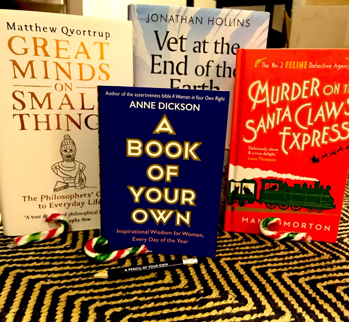 Rowan Cope ๐บ๐ฆ ๐ (@rowancope) on Twitter photo Providing not only the books but the writing implementsโฆ! Tinselly things for the season from <a href="/Duckbooks/">Duckworth Books</a> ๐ ๐ Providing not only the books but the writing implementsโฆ! Tinselly things for the season from <a href="/Duckbooks/">Duckworth Books</a> ๐ ๐