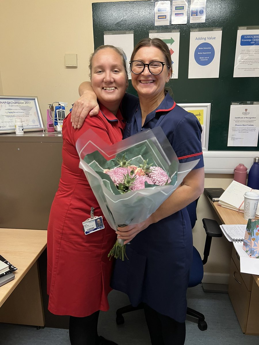 Huge congratulations to Nat 🎉🍾🥳 on your successful appointment to role of Clinical matron for acute medicine 😊 Really looking forward to supporting you and working alongside you in your new role 👏 #proud #newjob #teamUEE @KeoghNatalie @MatronBudds @phighton1 @RCHTWeCare