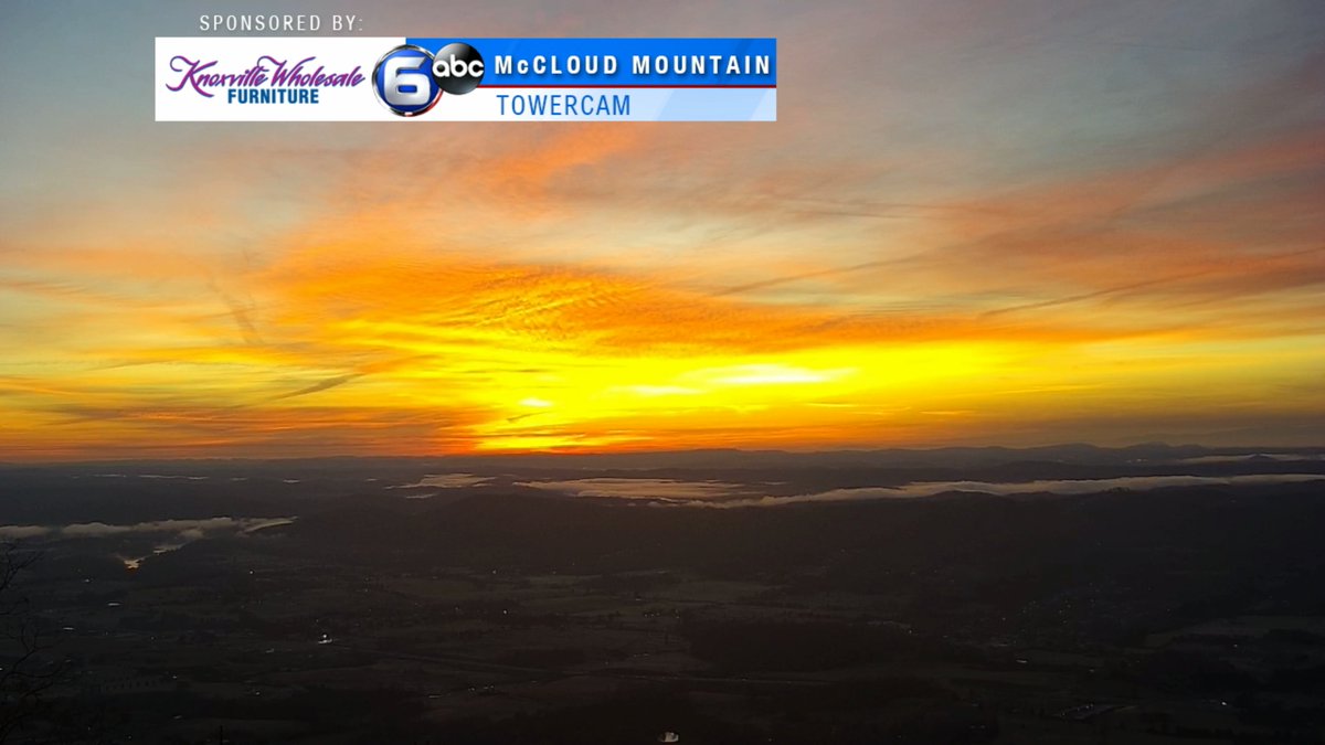 wateweather's tweet image. Check out the sunrise this morning over McCloud Mountain! Share your sunrise photos below! #TNwx #WATEwx